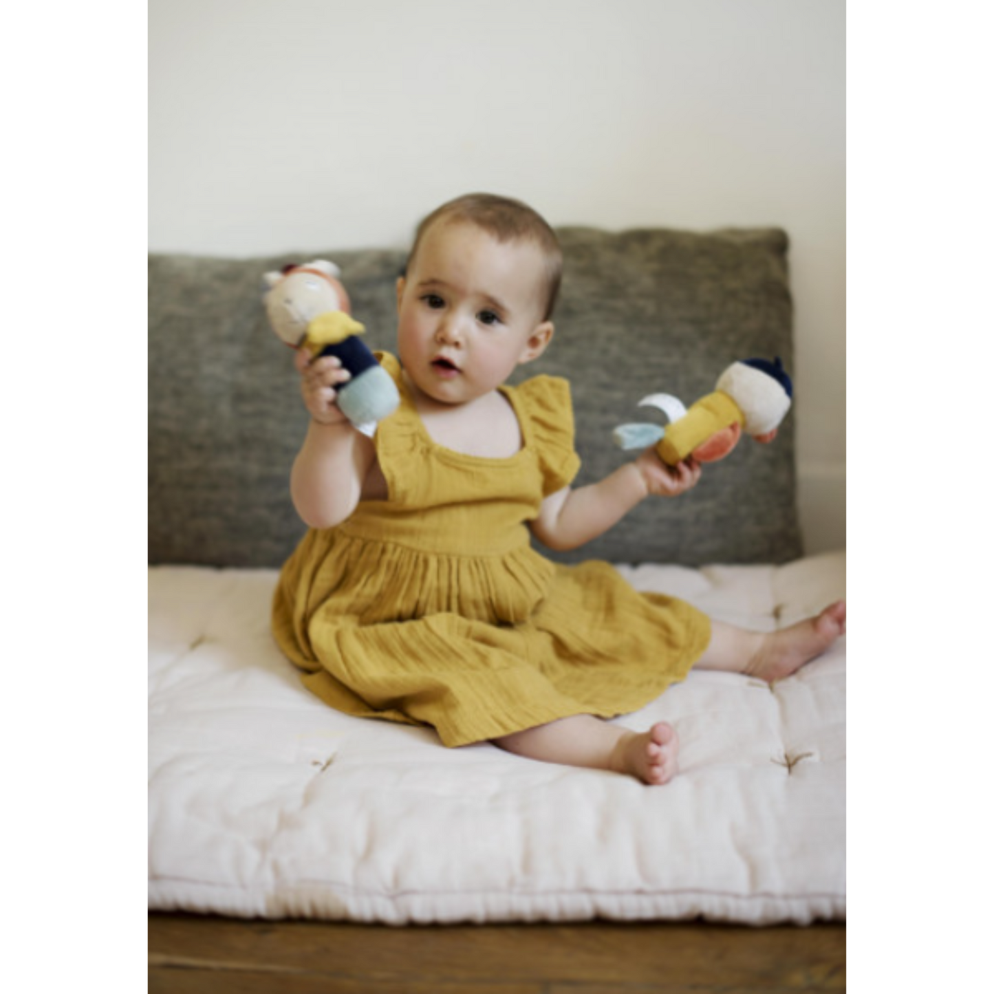 Maracas din material textil, Iepurele Gabin, Ebulobo